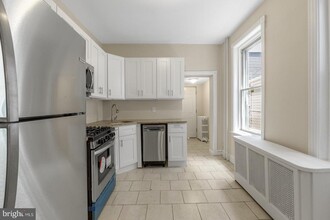 2323 E Cambria St in Philadelphia, PA - Building Photo - Building Photo