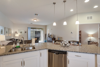 8653 Karpeal Dr in Sarasota, FL - Building Photo - Building Photo