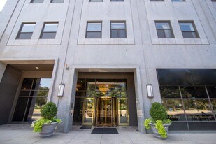 910 S Michigan Ave in Chicago, IL - Building Photo