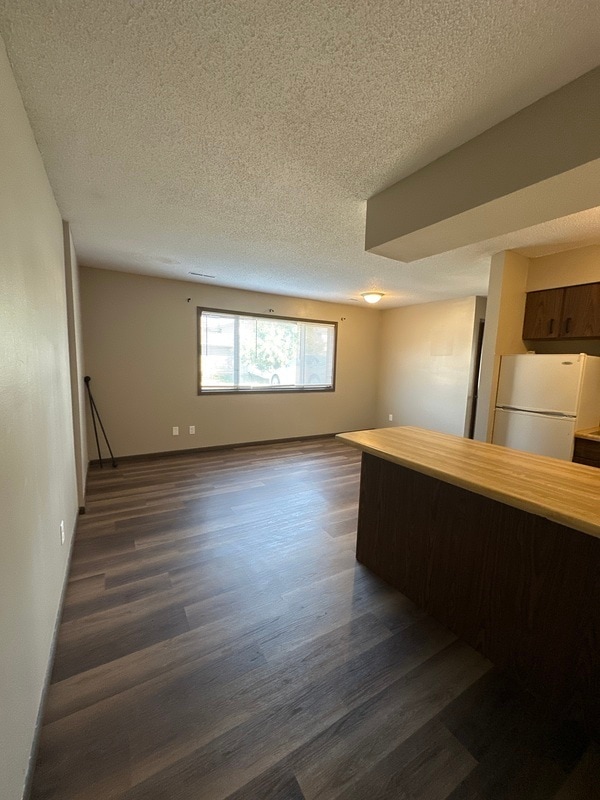 980 Eisenhower Rd in Hiawatha, IA - Building Photo - Building Photo