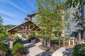 Brightview Fair Oaks in Fairfax, VA - Building Photo - Building Photo