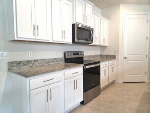 17430 Blazing Star Cir in Clermont, FL - Building Photo - Building Photo
