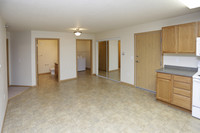 Urban Meadows Apartments in Fargo, ND - Building Photo - Building Photo