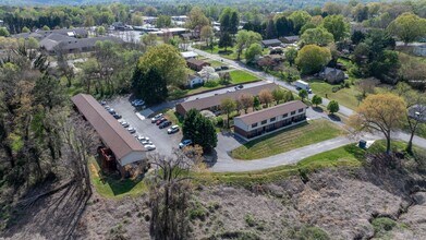 525 12th St SW in Hickory, NC - Building Photo - Building Photo