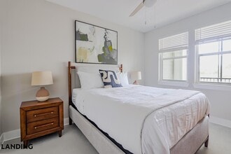 2361 Commerce Park Dr NE, Unit 1404 in Palm Bay, FL - Building Photo - Building Photo