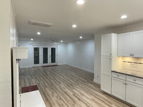 44 Salt Marsh Dr in Hilton Head Island, SC - Building Photo - Building Photo