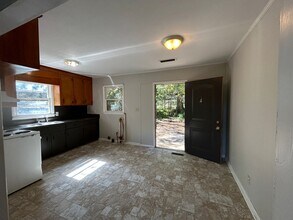 308 W 5th St in Oxford, AL - Building Photo - Building Photo