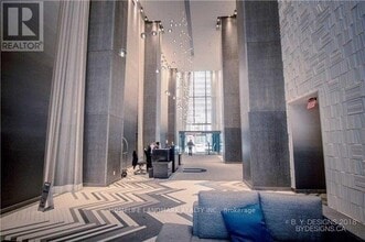 65 St Mary St in Toronto, ON - Building Photo - Building Photo