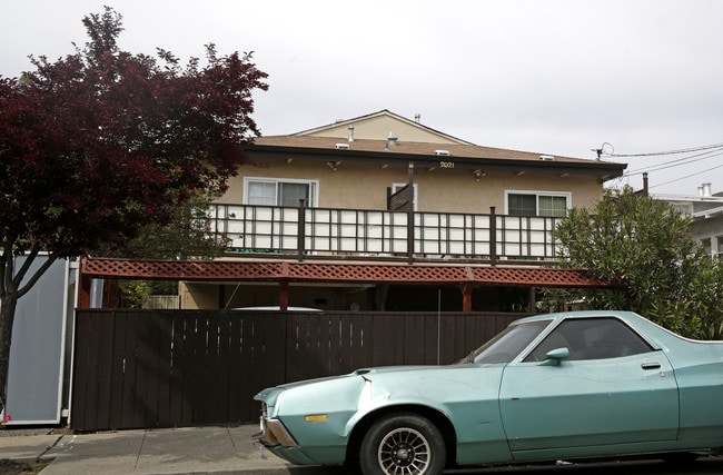 2021 Emerson St in Berkeley, CA - Building Photo - Building Photo
