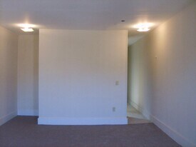 834 N Carey St, Unit 3 in Baltimore, MD - Building Photo