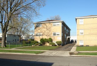 1942 N 19th Ave in Melrose Park, IL - Building Photo - Building Photo