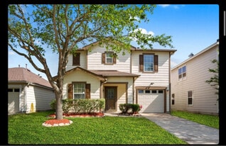 2651 Skyview Shadows Ct in Houston, TX - Building Photo