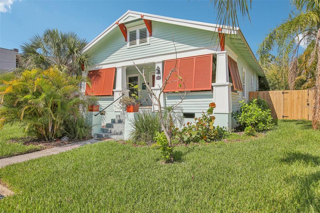 3547 6th St S in St. Petersburg, FL - Foto de edificio