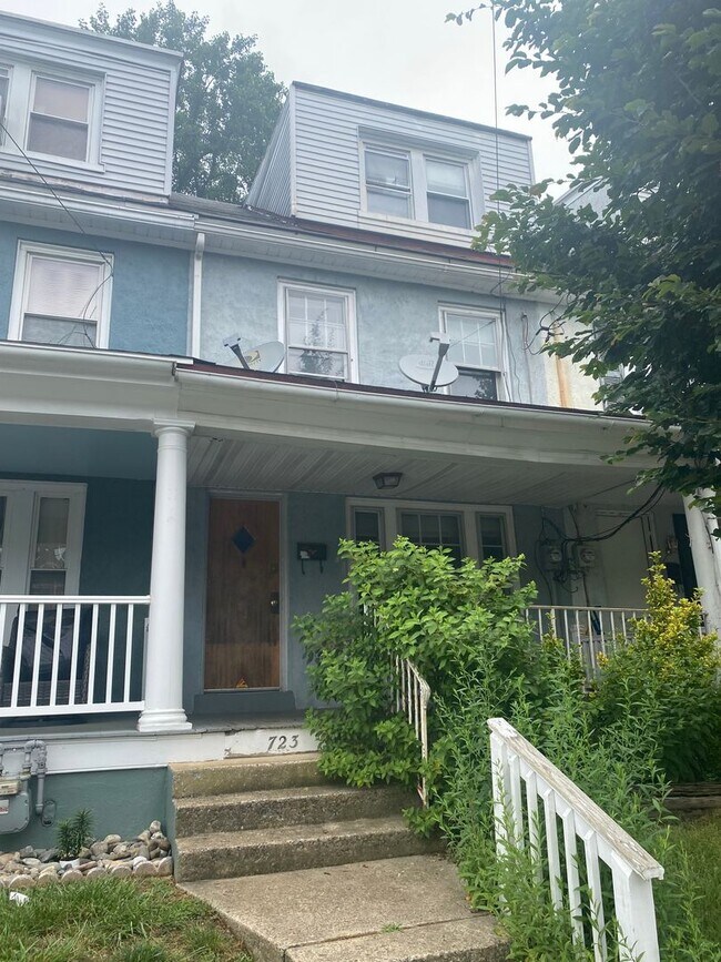 property at 723 East End Ave