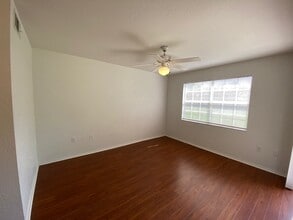 13941 Fairway Island Dr in Orlando, FL - Building Photo - Building Photo
