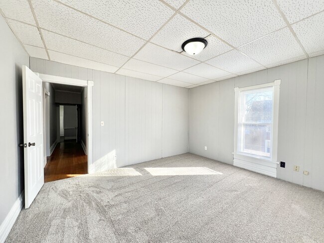 747 Parker Ave-Unit -2 in Beloit, WI - Building Photo - Building Photo