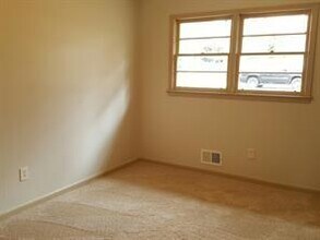 6304 Shore Dr in Douglasville, GA - Building Photo - Building Photo