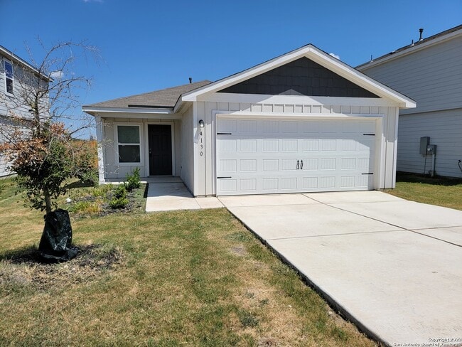 property at 4130 Trail de Paris