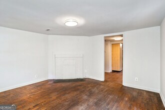 215 Ollie St NW in Atlanta, GA - Building Photo - Building Photo