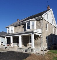 3183 N George St in Emigsville, PA - Building Photo