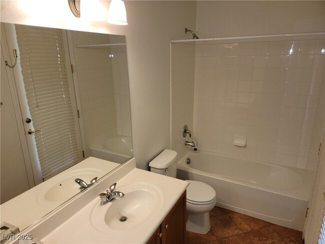 property at 11824 Amistoso Ln
