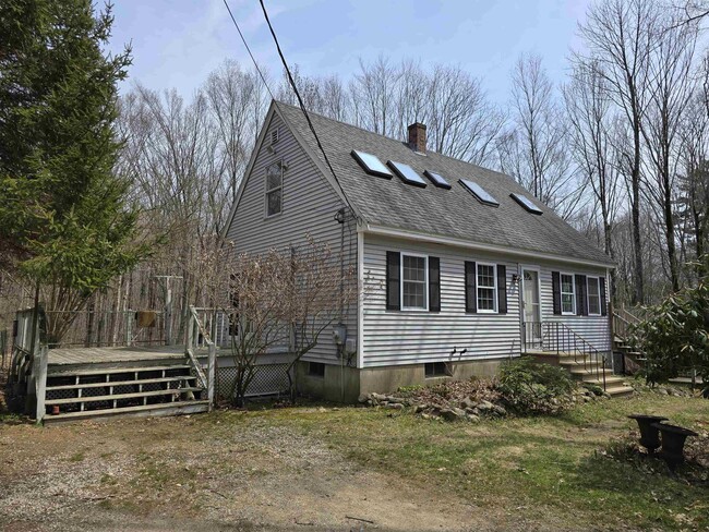 38 Johnson Ln in Eliot, ME - Building Photo - Building Photo