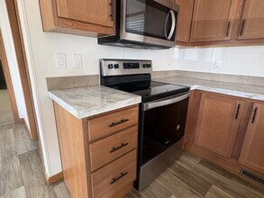 486 Baja Ln S in Fargo, ND - Building Photo - Building Photo