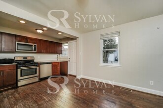 8504 Willow Oak Rd in Parkville, MD - Building Photo - Building Photo