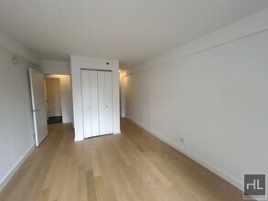 East 39th Street in New York, NY - Building Photo - Building Photo