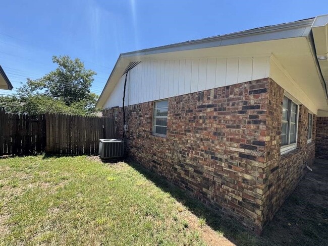 property at 5431 45th St