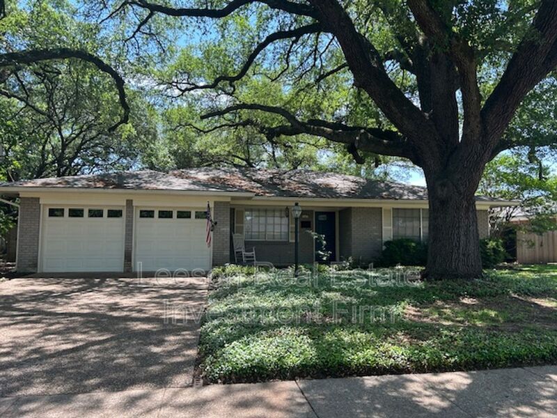 241 Rossitter St in Shreveport, LA - Building Photo