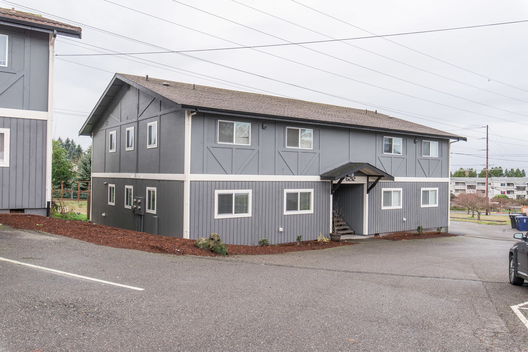 Camden Terrace in Tacoma, WA - Foto de edificio