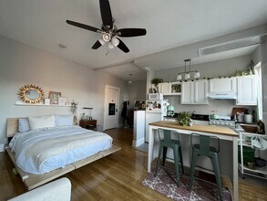 1161 Commonwealth Ave, Unit 1185-15 in Boston, MA - Foto de edificio - Building Photo