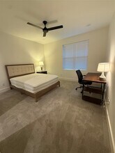 3009 Hibiscus St in College Station, TX - Foto de edificio - Building Photo