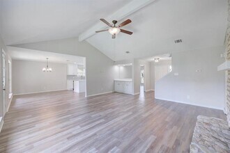 200 Woodmont Dr in Georgetown, TX - Building Photo - Building Photo