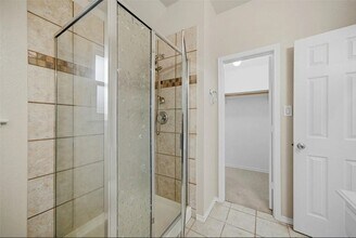 1337 Red River Dr, Unit 18 in Aubrey, TX - Building Photo - Building Photo