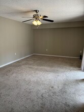 6927 69th Way in West Palm Beach, FL - Building Photo - Building Photo