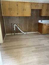 1010 Louisa Ave in Rayne, LA - Building Photo - Building Photo