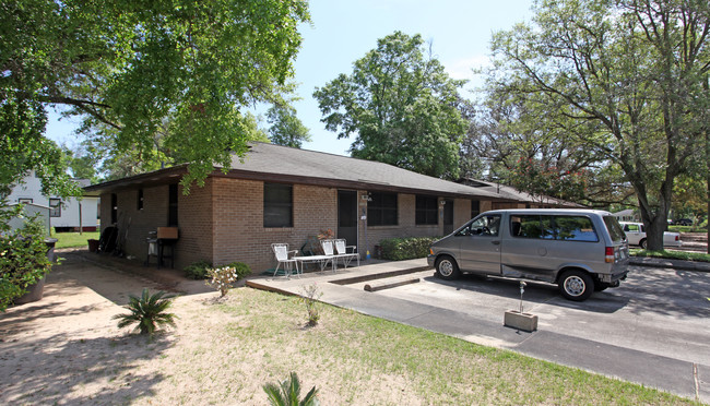 1900-1902 N 8th Ave in Pensacola, FL - Building Photo - Building Photo