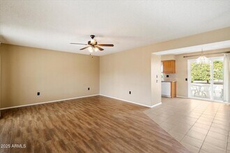 10528 W Tumblewood Dr in Sun City, AZ - Building Photo - Building Photo