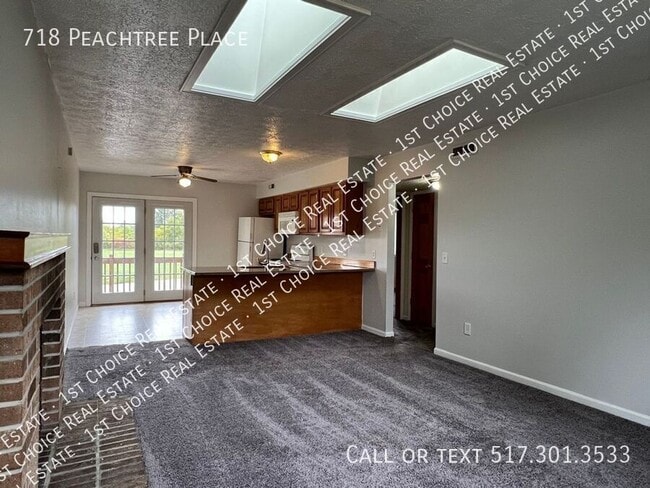 718 Peachtree Pl in Mason, MI - Building Photo - Building Photo