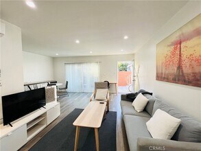 3864 Inglewood Blvd, Unit 7 in Los Angeles, CA - Building Photo - Building Photo