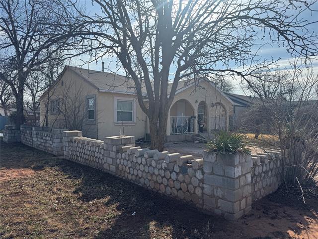 1481 Burger St in Abilene, TX - Building Photo