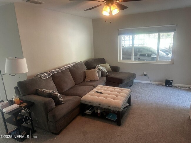 5330 Oak Forest Dr in Jacksonville, FL - Building Photo - Building Photo