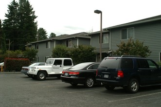 Jennings Park Townhomes in Marysville, WA - Building Photo - Other