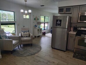 1150 NE County Line Rd in Jensen Beach, FL - Building Photo - Building Photo