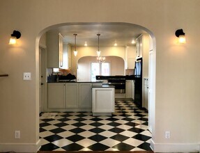 632 36th St in Sacramento, CA - Building Photo - Building Photo