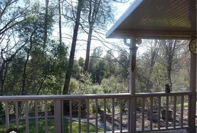 2837 Howard Dr in Redding, CA - Building Photo - Building Photo