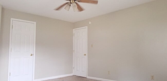 263 W 13th St in Elmira Heights, NY - Building Photo - Building Photo