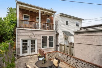 1326 Otis Pl NW in Washington, DC - Building Photo - Building Photo
